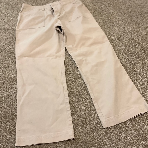 Jones New York Pants - Jones of New York capri pants